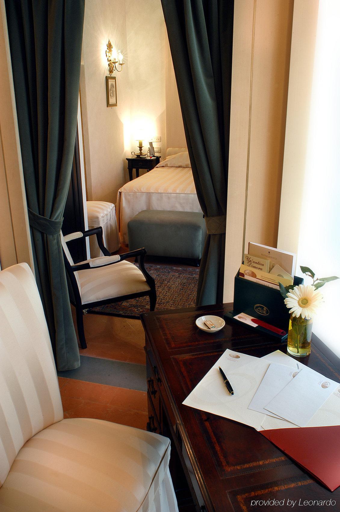 Hotel Relais Dell'Orologio Pisa Rum bild