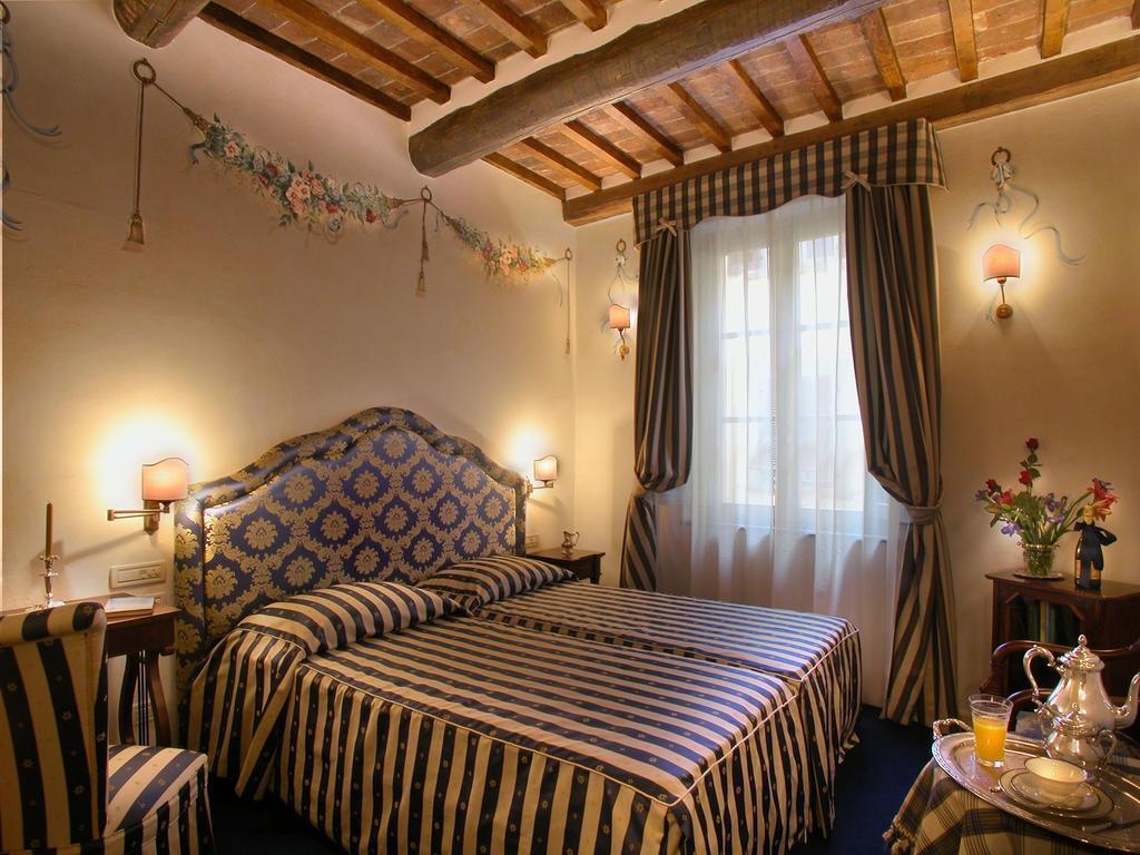 Hotel Relais Dell'Orologio Pisa Rum bild