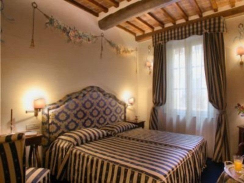 Hotel Relais Dell'Orologio Pisa Exteriör bild